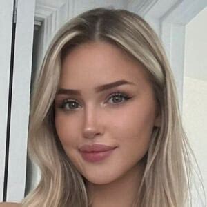 Tana Rain Gorgeous Model Influencer Instagram Tiktoks Lifestyle Tana Rain Gorgeous Model Influencer Instagram Tiktoks Lifestyle