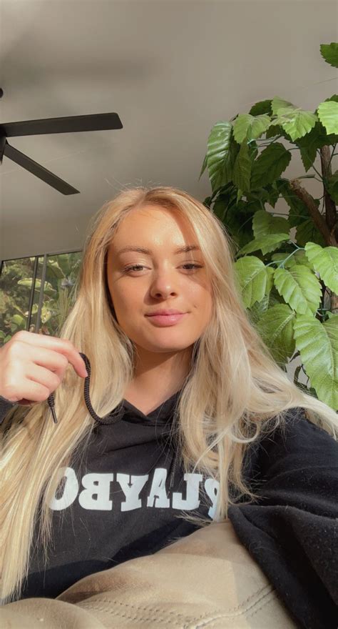 Tw Pornstars Amber Moore Twitter It S Almost My Birthday 6 59 Tw Pornstars Amber Moore Twitter It S Almost My Birthday 6 59