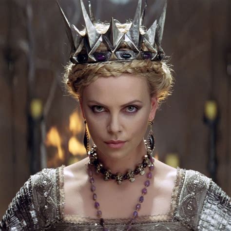 Unveiled Charlize Theron S Evil Queen From Snow White And The Huntsman Unveiled Charlize Theron S Evil Queen From Snow White And The Huntsman