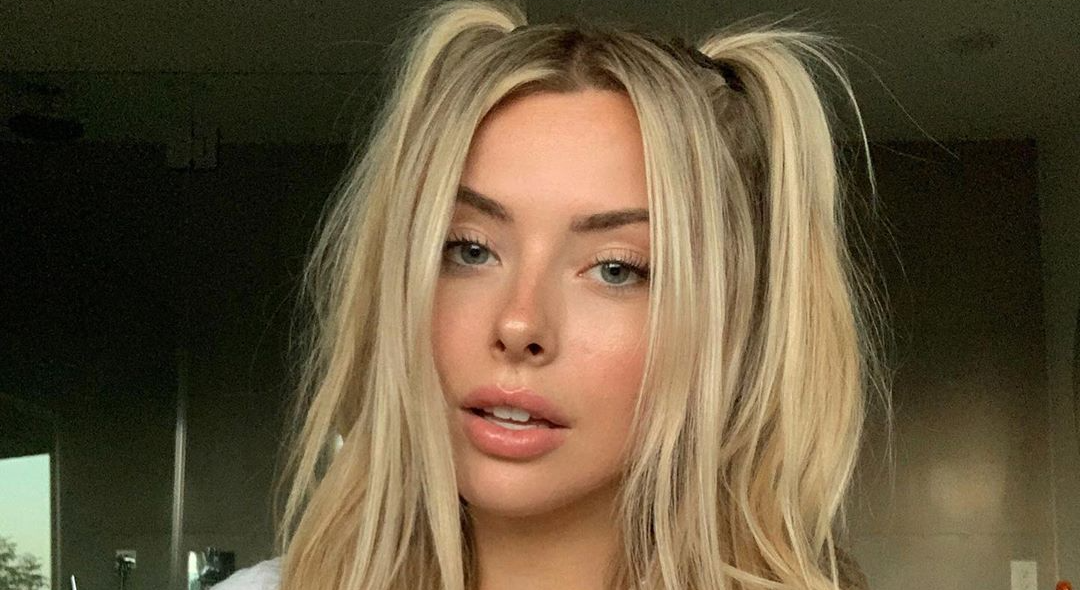 Video Game Streamer Corinna Kopf Flaunts Super Hot Bod In Tighty Video Game Streamer Corinna Kopf Flaunts Super Hot Bod In Tighty