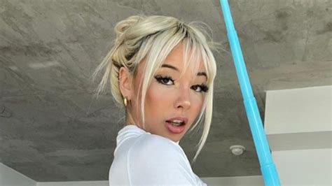 Waifu Mia Video Gallery Know Your Meme
