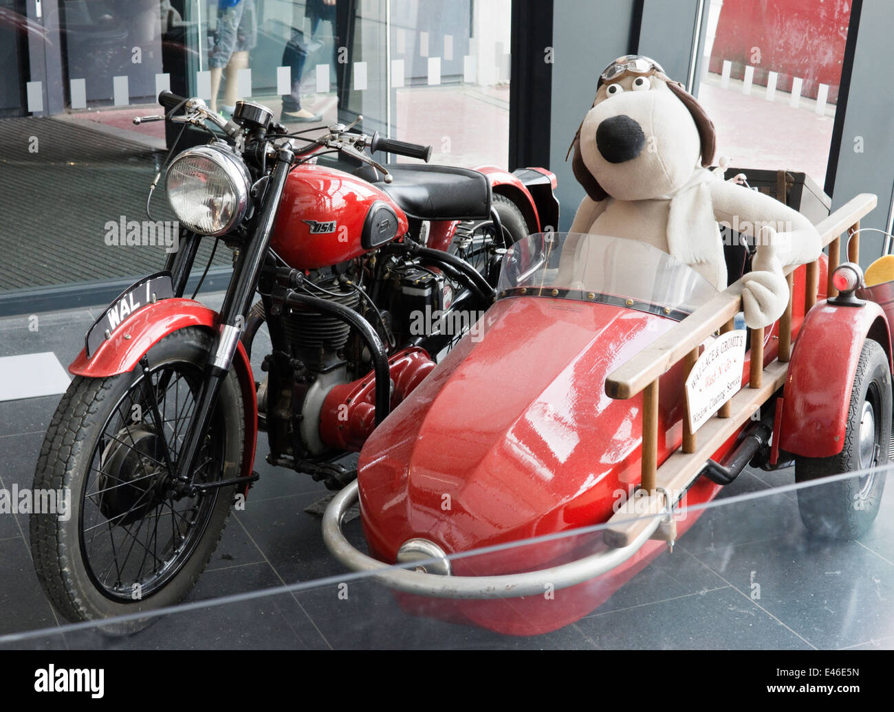 4 Cool Wallace & Gromit Sidecar Ideas