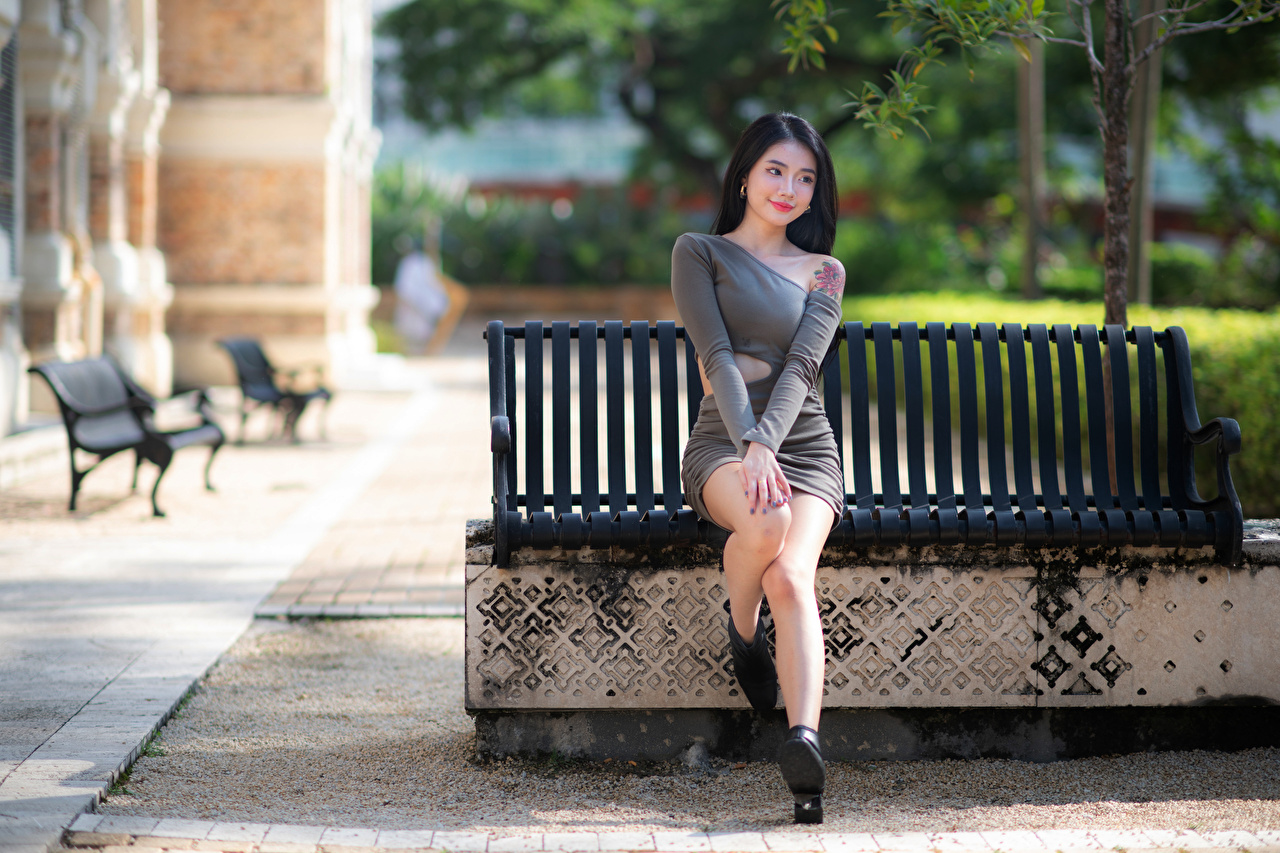 Wallpaper Bouquet Girls Legs Asiatic Sitting Gown Stilettos Wallpaper Bouquet Girls Legs Asiatic Sitting Gown Stilettos