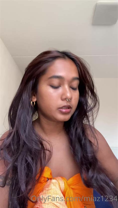 Watch Online Mia Z Aka Miaz1234 Onlyfans Made A Video Of Me Getting