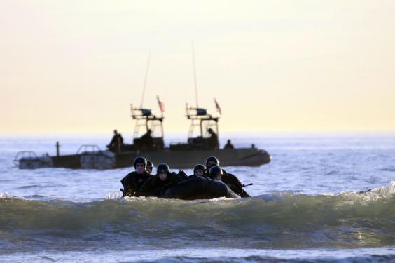 Woman Becomes Us Navy S First Female Seal Candidate Protothemanews Com Woman Becomes Us Navy S First Female Seal Candidate Protothemanews Com