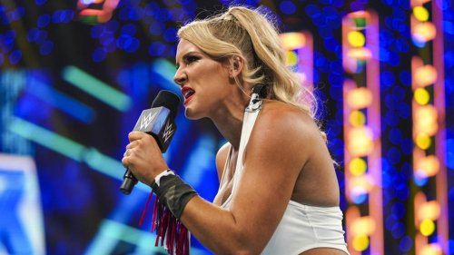 Wwe Star Lacey Evans Looks Sensational In Very Revealing Outfit As Fans Wwe Star Lacey Evans Looks Sensational In Very Revealing Outfit As Fans