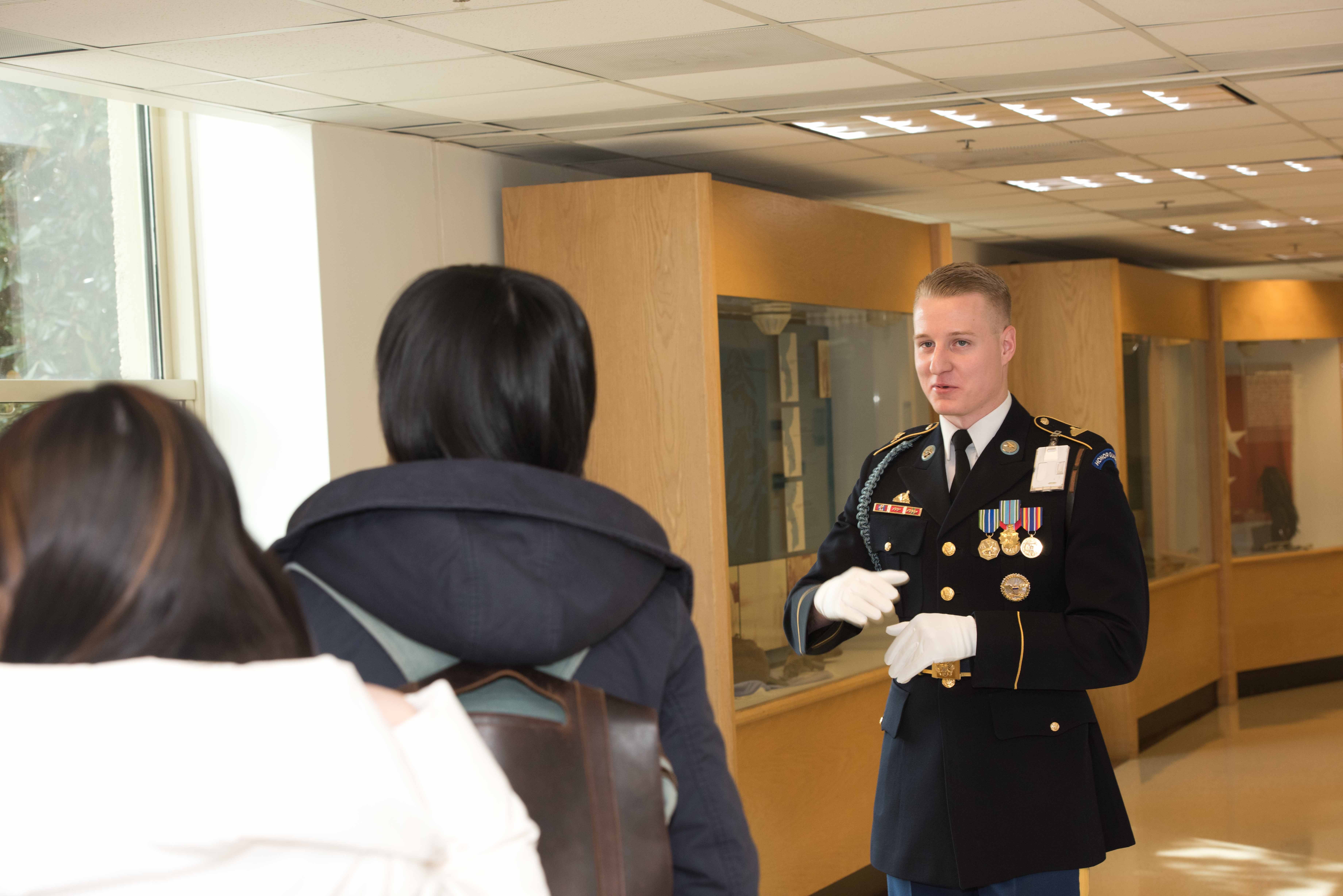 Your Guide To The Pentagon Article The United States Army