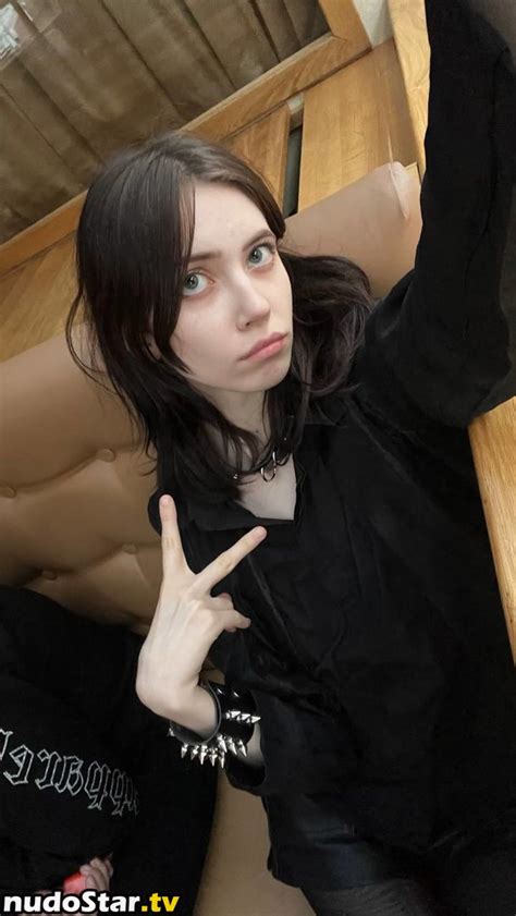 5 Tips To Access yoursmalldoll Leaked OnlyFans